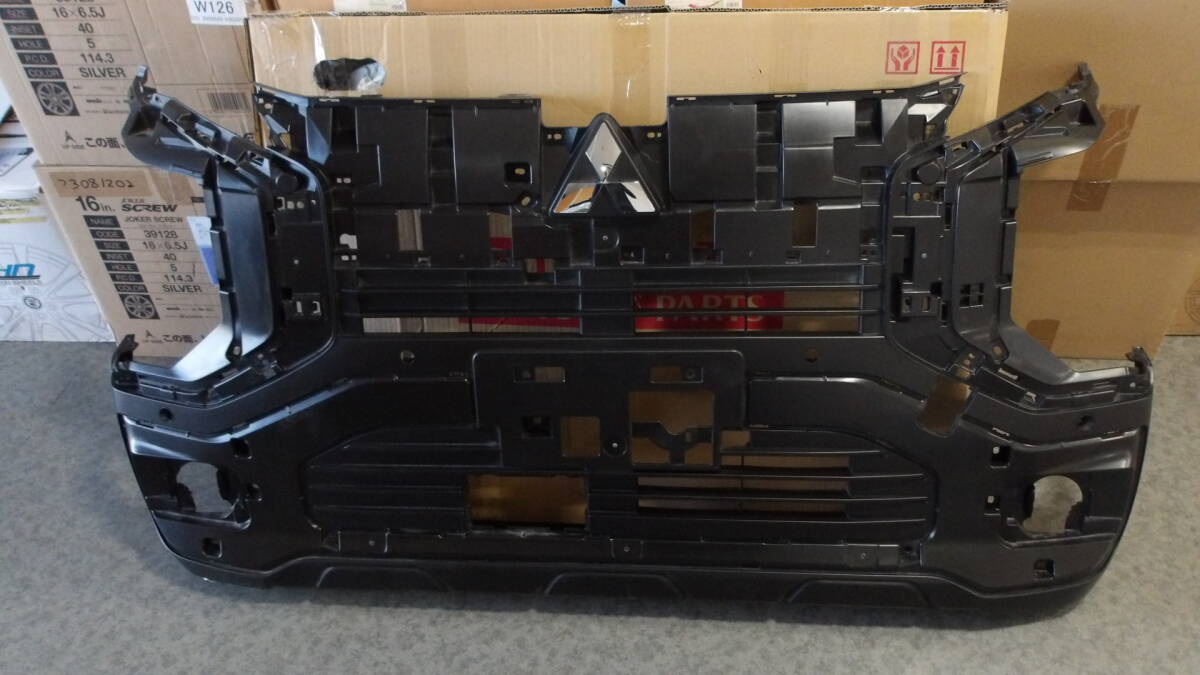 三菱ekクロスB5AWフロントバンパー ベース62022-7PD-0ラジエーターグリルEV素地ラジエターグリルFバンパーグリル即決即日発送可能!!拍卖