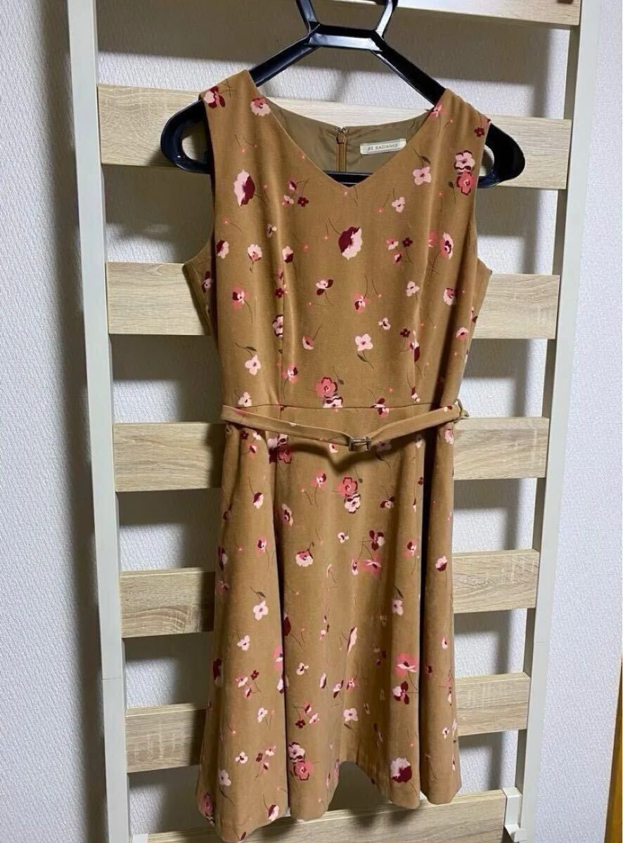 【送料無料】BE RADIANCE 花柄ワンピース ビーラディエンス拍卖