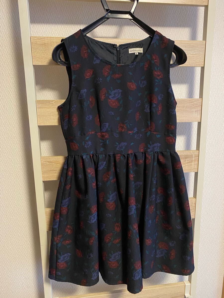 【送料無料】アースミュージック&エコロジー 花柄ワンピース M拍卖