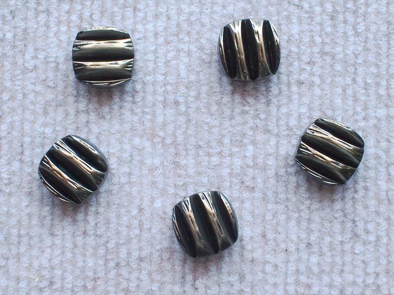 レトロビンテージ手芸雑貨・ボタン*金属風モダン・5個セット・J☆ハンドメイド装飾パーツ材料創作拍卖
