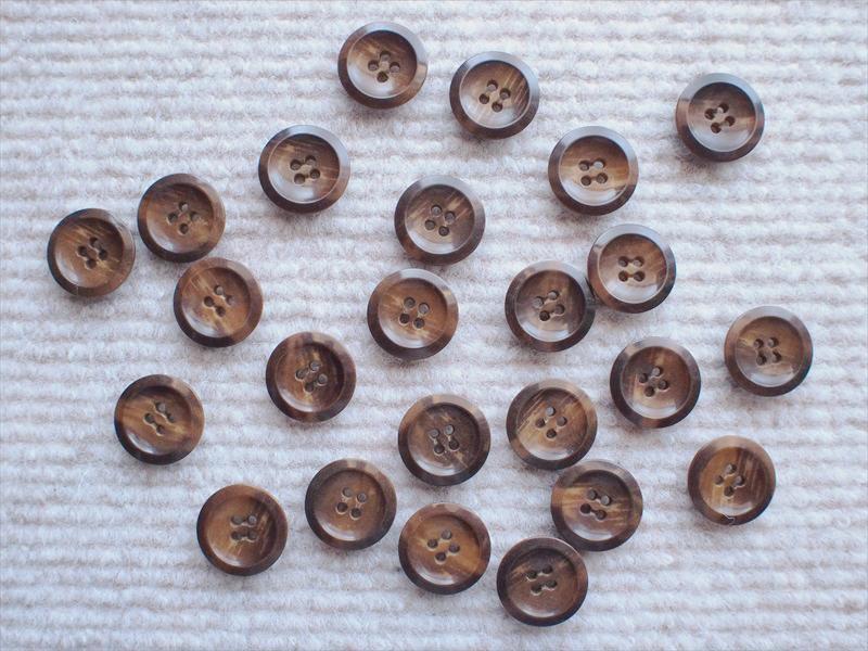 レトロビンテージ手芸雑貨・ボタン*四つ穴・茶・17㎜・24個セット・a☆ハンドメイド装飾パーツ材料創作拍卖