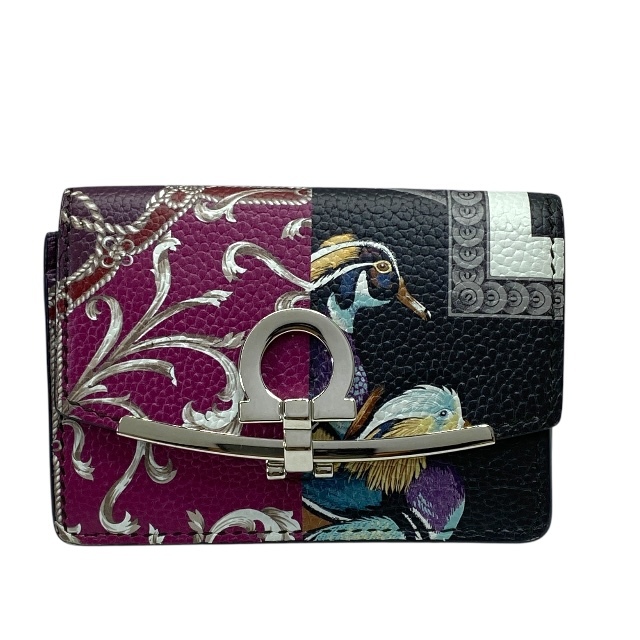 サルヴァトーレフェラガモ ガンチーニ カードケース パスケース 二つ折り コンパクト 総柄 レザー マルチカラー キーリング付き拍卖