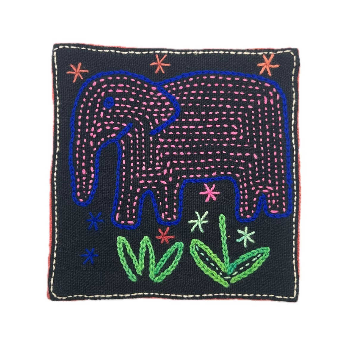 エスニックモチーフ刺繍 アジアン雑貨手芸材料 プリミティブアート ハンドメイドコースター ラオスレンテン族 動物 ゾウ拍卖