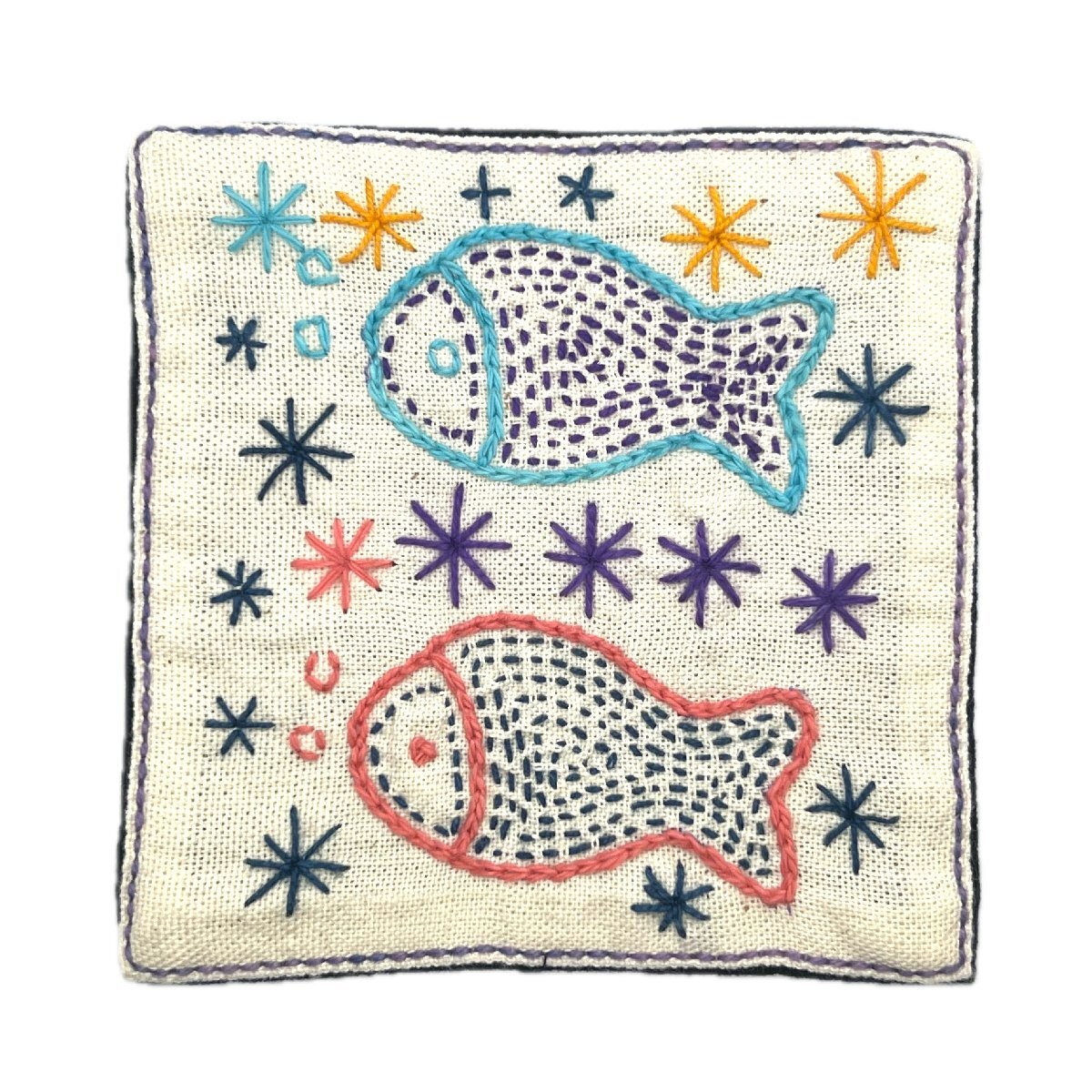 エスニックモチーフ刺繍 アジアン雑貨手芸材料 プリミティブアート ハンドメイドコースター ラオスレンテン族 動物 魚拍卖