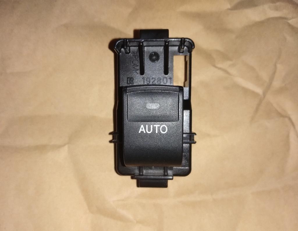 ■新品■トヨタ 純正 マーク X130系 ドアパワーウインドスイッチ 1個 助手席 後部拍卖