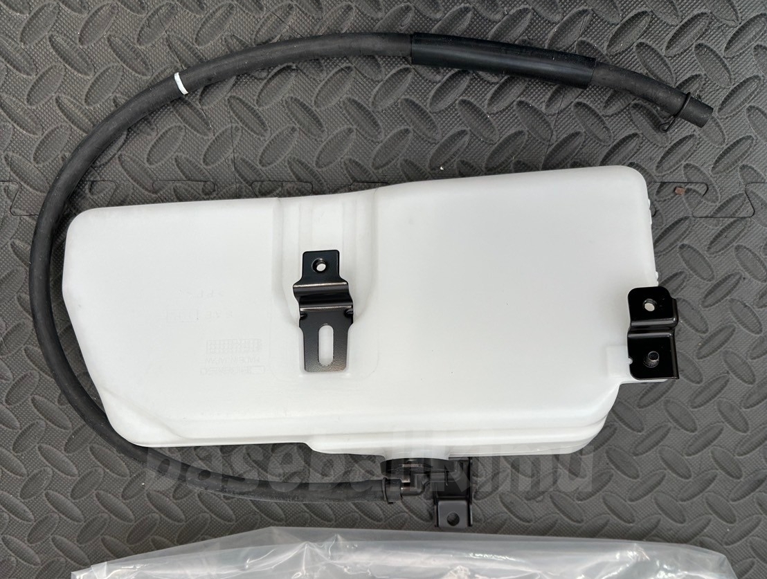 ■新品■トヨタ純正 スープラ JZA80 ラジエータリザーブ タンク TOYOTA拍卖