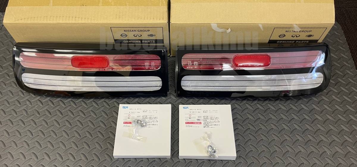 ■新品■日産 純正品 フェアレディZ Z32 6型用 テールライト 左右セット 1~6型適合拍卖