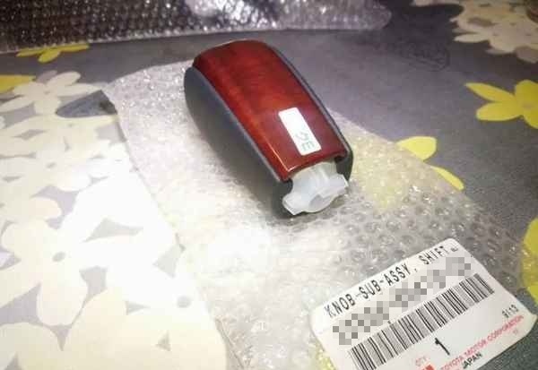 ■新品■トヨタ 純正 150系 ランクル ランドクルーザー プラド用 シフトノブ 黒トリム×茶木目拍卖