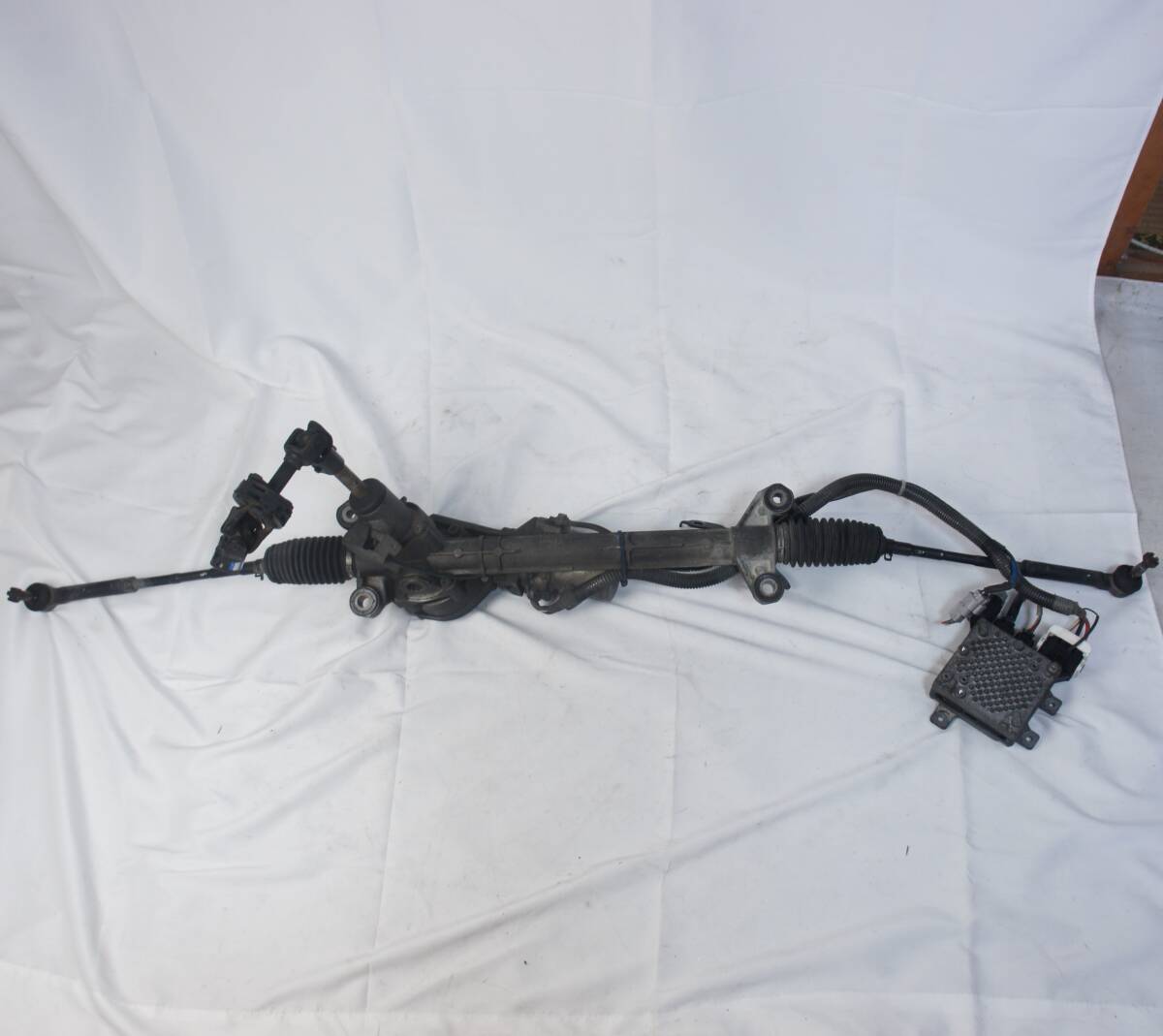 実働外し パワーステアリングギアボックス コンピュータ付 BR9 前期 C型 レガシィ外し 34710AJ051 BM9 参考 34110AJ144(34110AJ145)@10024s拍卖