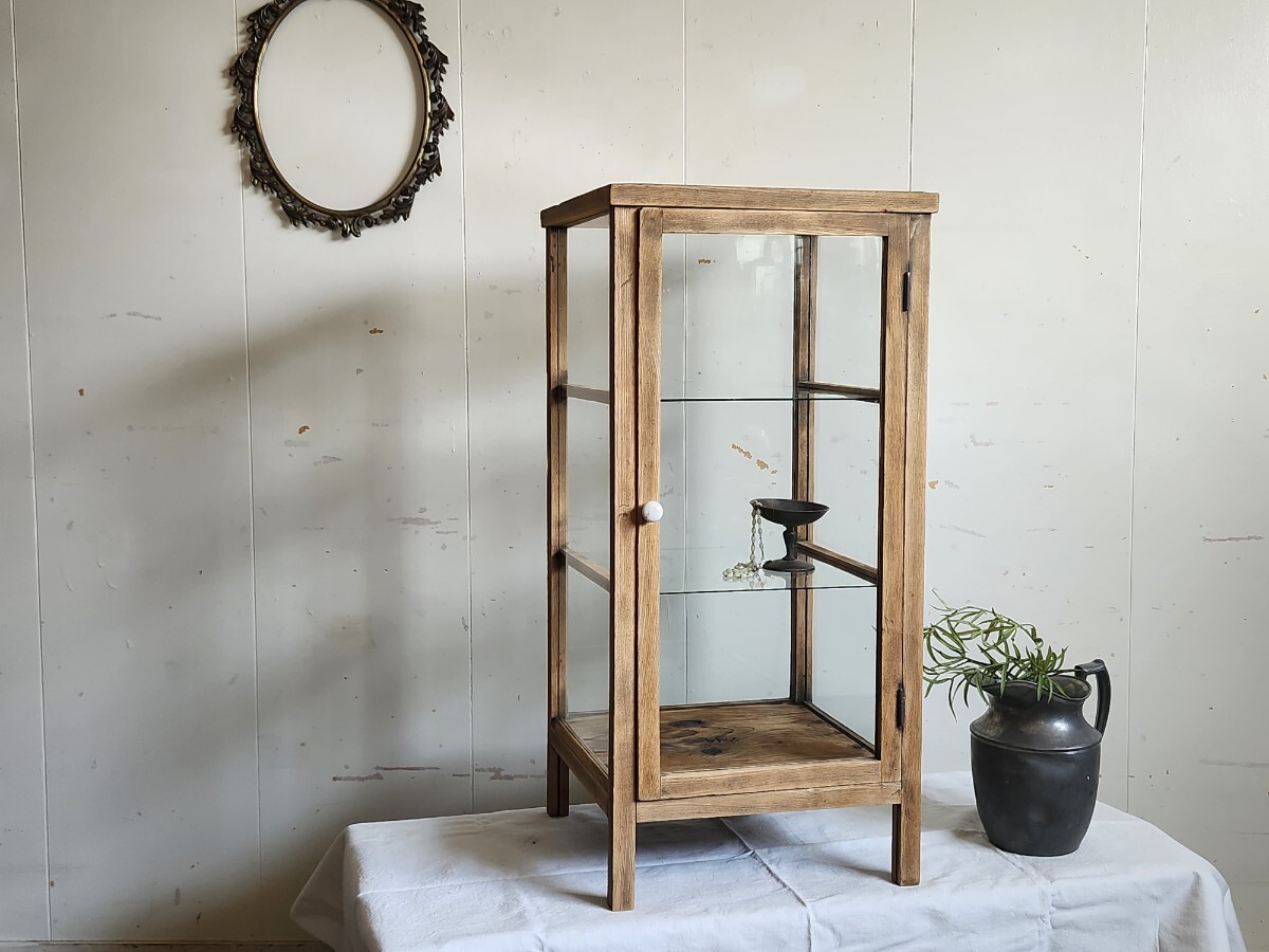 アンティーク 小ぶりなガラスケース 足付き ショーケース パンケース コレクションケース 陳列棚 キャビネット 飾り棚 アクセサリーケース拍卖