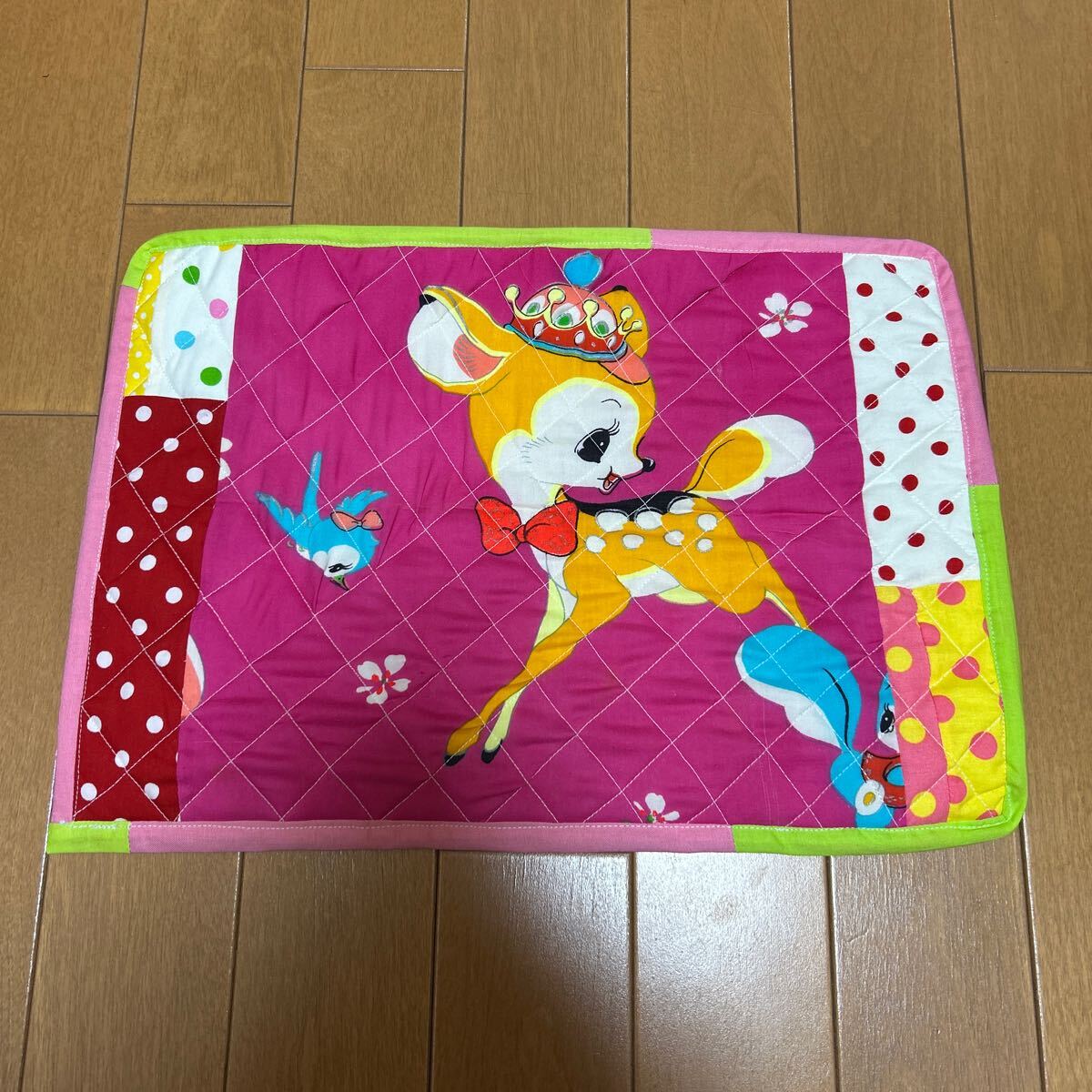 ☆ハンドメイドヴィンテージ昭和レトロバンビキルティングマット★拍卖