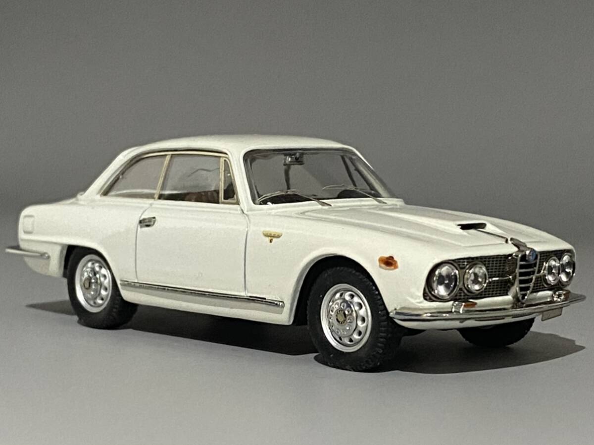 Bang 1/43 Alfa Romeo 2600 Sprint Street 1962 White ◆ アルファロメオ 2600 スプリント ストリート 1962 ホワイト バング 7255拍卖