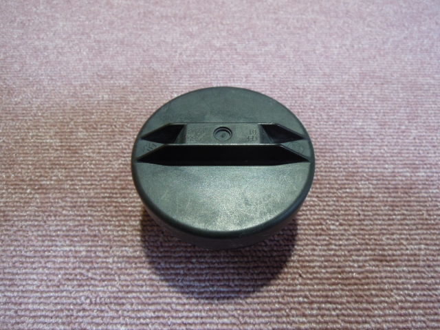 トヨタ マークX GRX125 フューエルキャップ 燃料キャップ 給油口キャップ 中古 A1191拍卖