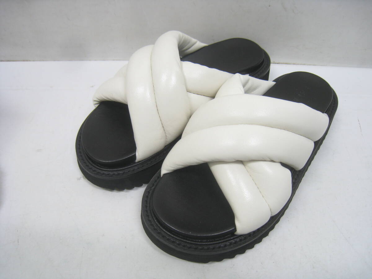 SACRA サンダル 厚底 白×黒 ホワイト ブラック サイズ37拍卖