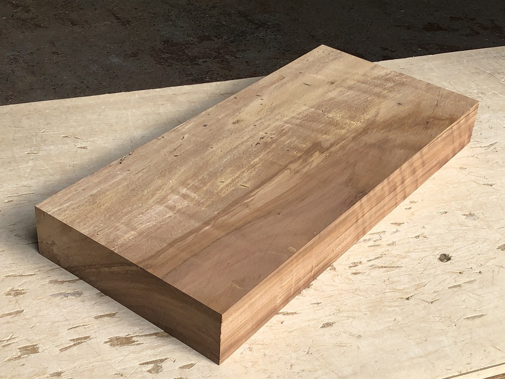 送料無料!ベリ【E801Z】490×213×57mm スポルテッド 乾燥材 木工 DIY 材木 木材 天然木 無垢材《銘木すずめや》拍卖