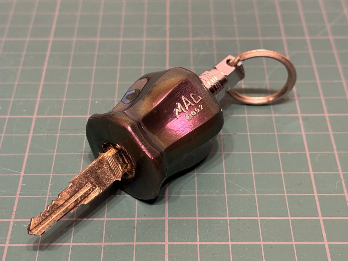 マックツール 2000年限定キーホルダー ミレニアム マジョーラカラー ペンタグリップ ドライバー MAC TOOLS 加工済み スナップオン拍卖