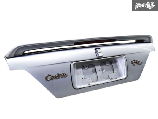 純正 PY32 セドリック V30ツインカム グランツーリスモSV Sパッケージ リア トランク トランクフード KLO シルバーメタリック 棚拍卖