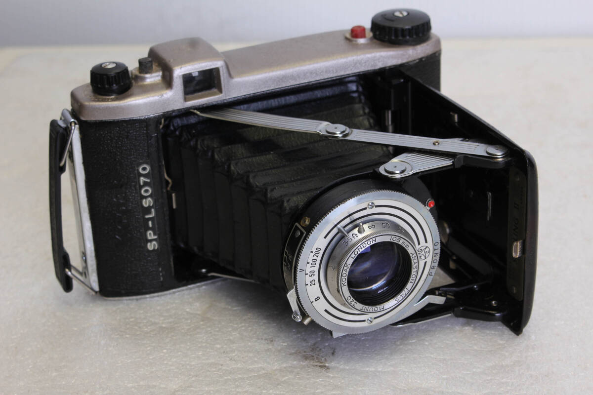 送料無料。ジャンク。コダック Kodak STERLING Ⅱ 105mm F4.5  620フィルム。  管理B15-2501182200g拍卖