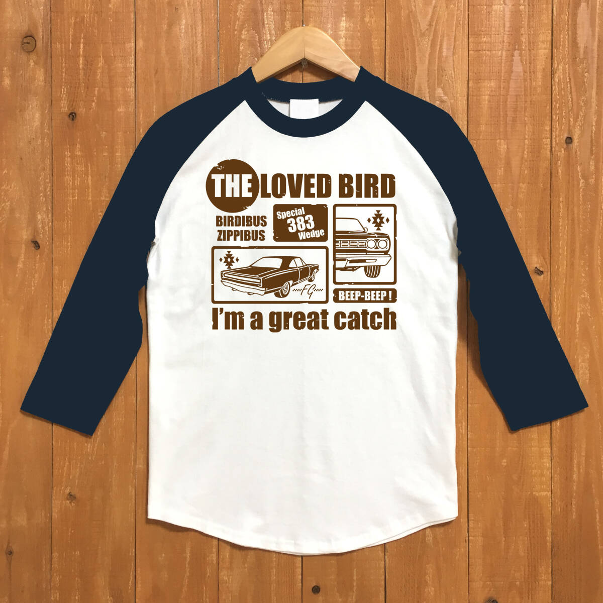 ■THE LOVED BIRD ベースボ-ルTシャツ■XLサイズ(ネイビー袖xブラウン)MOPAR ROADRUNNER モパ- ロードランナ- アメ車拍卖