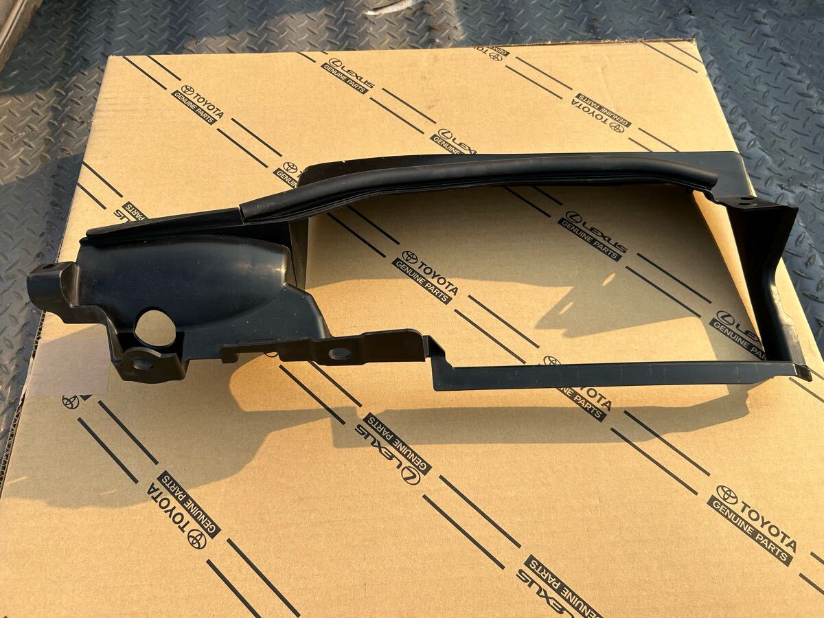 トヨタ ハイエース 7型 インタークーラーカバー 中古品拍卖