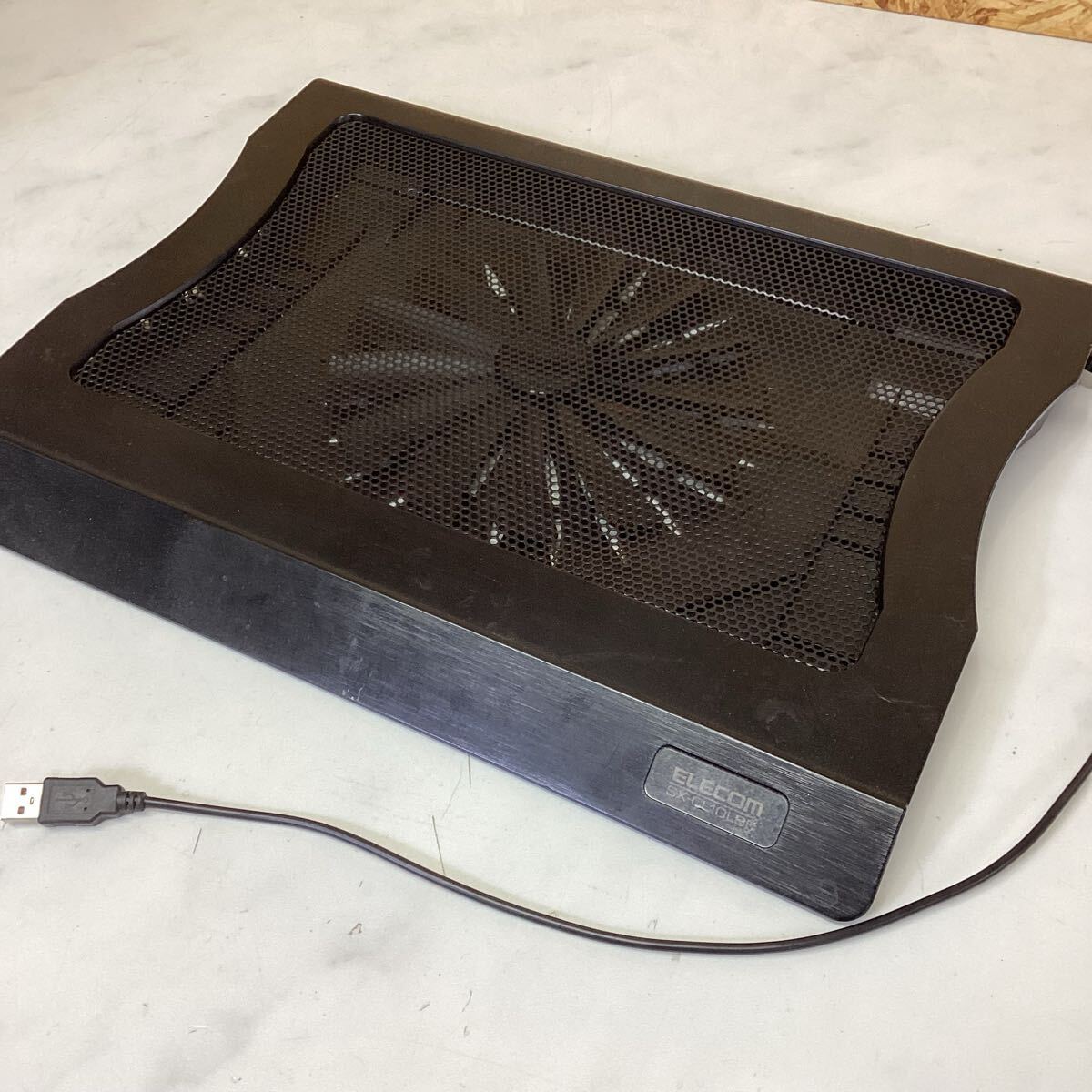 ELECOM SX-CL10LBK 冷却ファン 冷え冷えクーラー 黒 (F-49拍卖