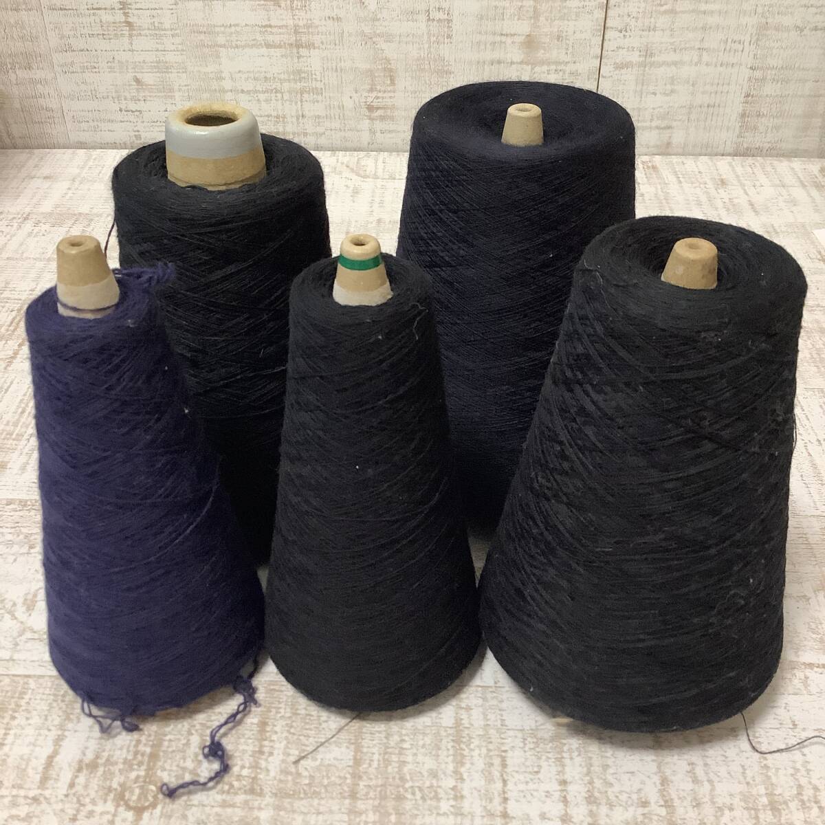 新品◇工業用コーン巻き糸 毛糸 手芸材料 素材糸 セット売り まとめ売り 5個 1,414g C-8拍卖