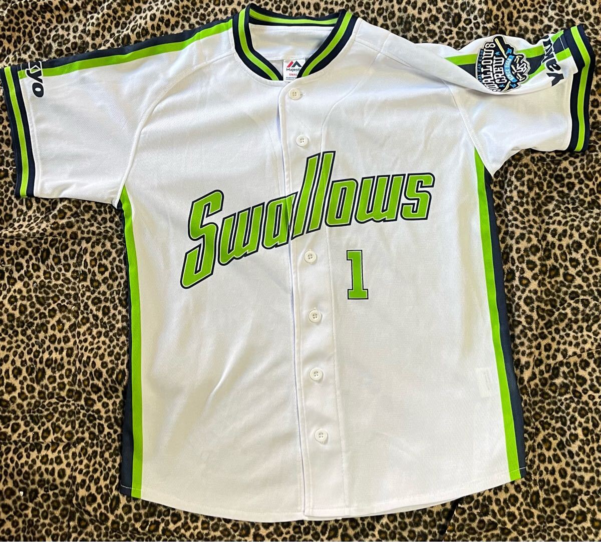 東京ヤクルトスワローズ 2019 CREW ユニフォーム 山田哲人 1 Sサイズ majestic 正規品 レア拍卖