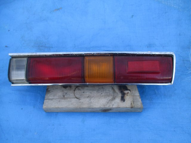 ☆★PA96 いすゞ 117クーペ 右テールランプ★☆拍卖