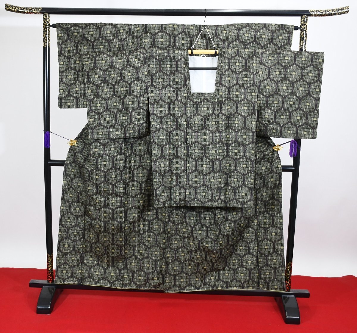 大島紬 正絹 アンサンブル 道行セット 亀甲 籠目 身丈152cm 裄丈65cm ★着物 pb-3254 桜庭呉服店拍卖