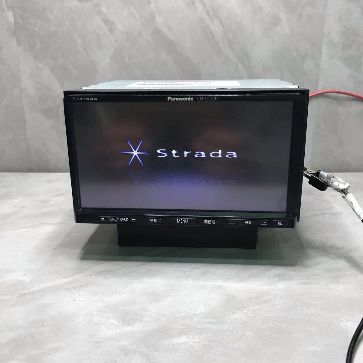 売切/パナソニックストラーダ PanasonicSSDナビ CN-E200D CD USB SD/337/即決★拍卖