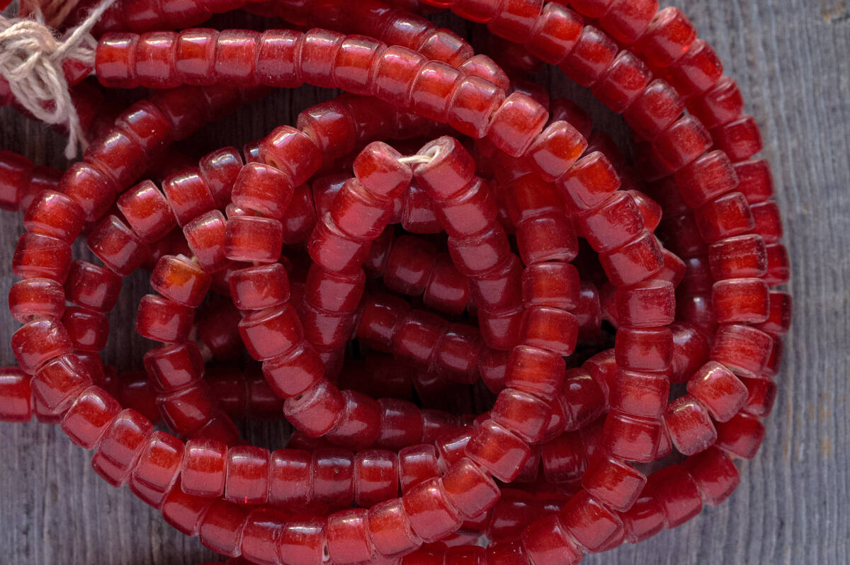 *white hearts beads1拍卖