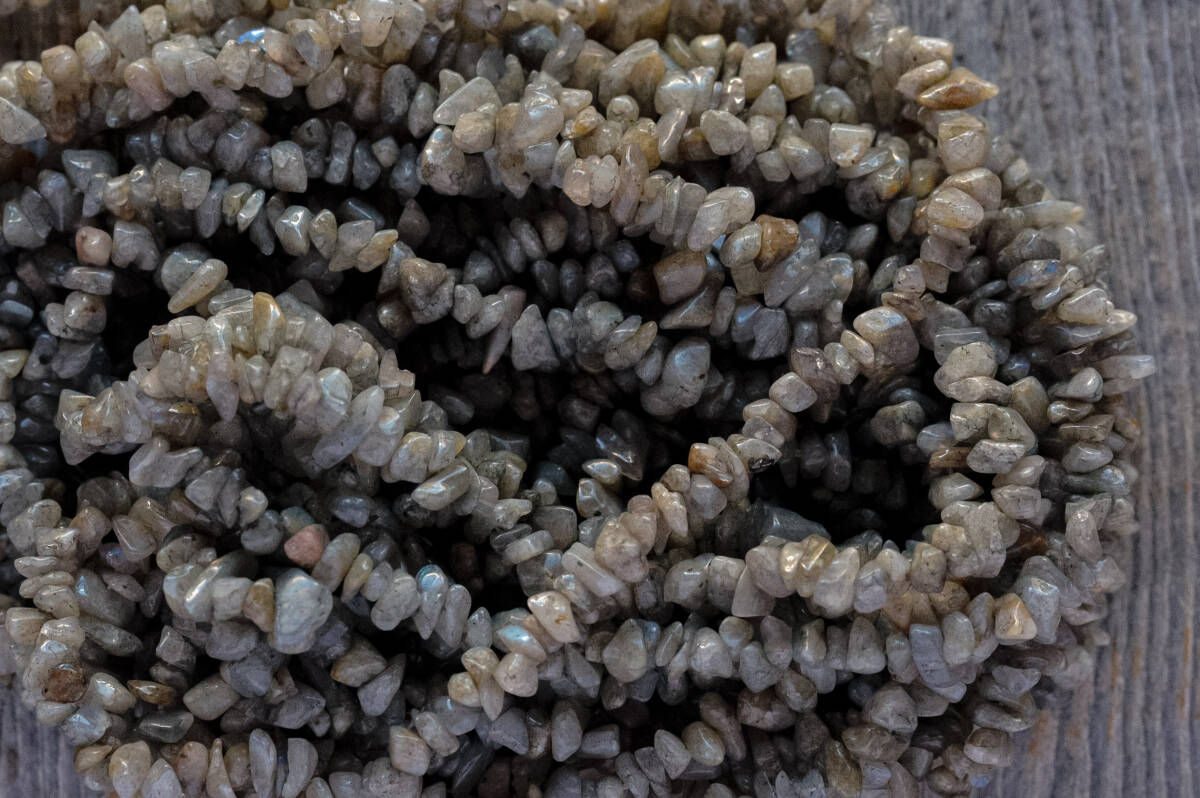 *labradorite tumble chip拍卖