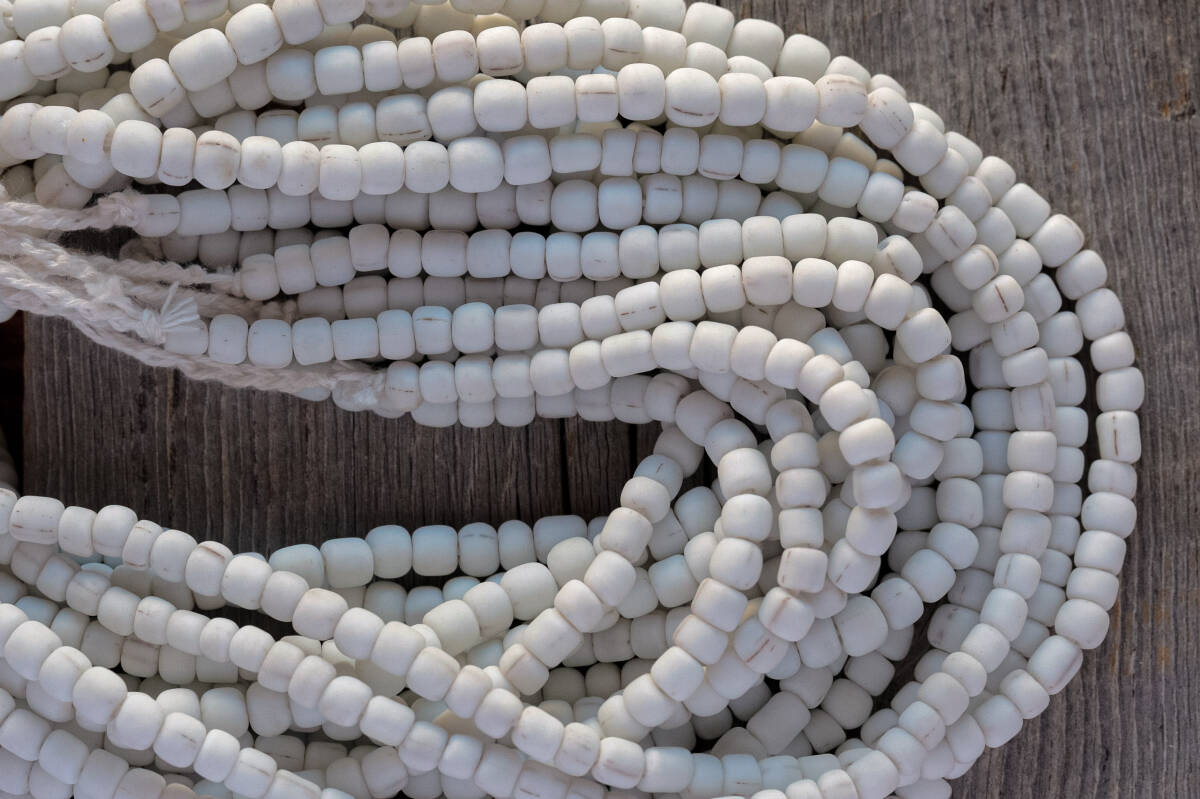 *Java grass beads拍卖