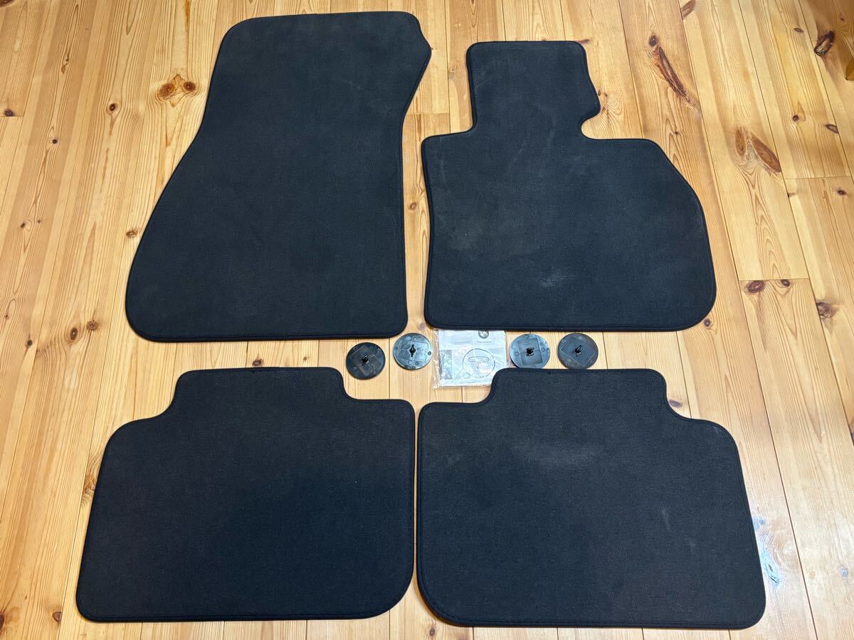 BMW 純正 フロアマット X1 Mスポーツ F48 一台分拍卖