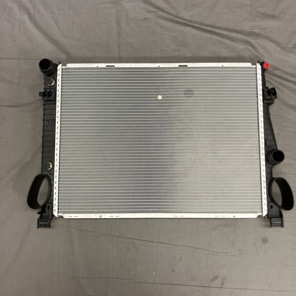 ベンツ S-193 ◎ 未使用品 Mercedes-Benz ラジエーター A 230 500 03 03 ラジエター BEHR製 SLクラス R230 SL350 SL500 V6 V8 V12 交換拍卖