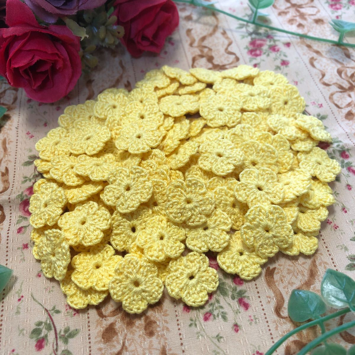 (No.66)☆ハンドメイド☆可愛いお花(^^)100枚【シトリン】モチーフ パーツ等に拍卖