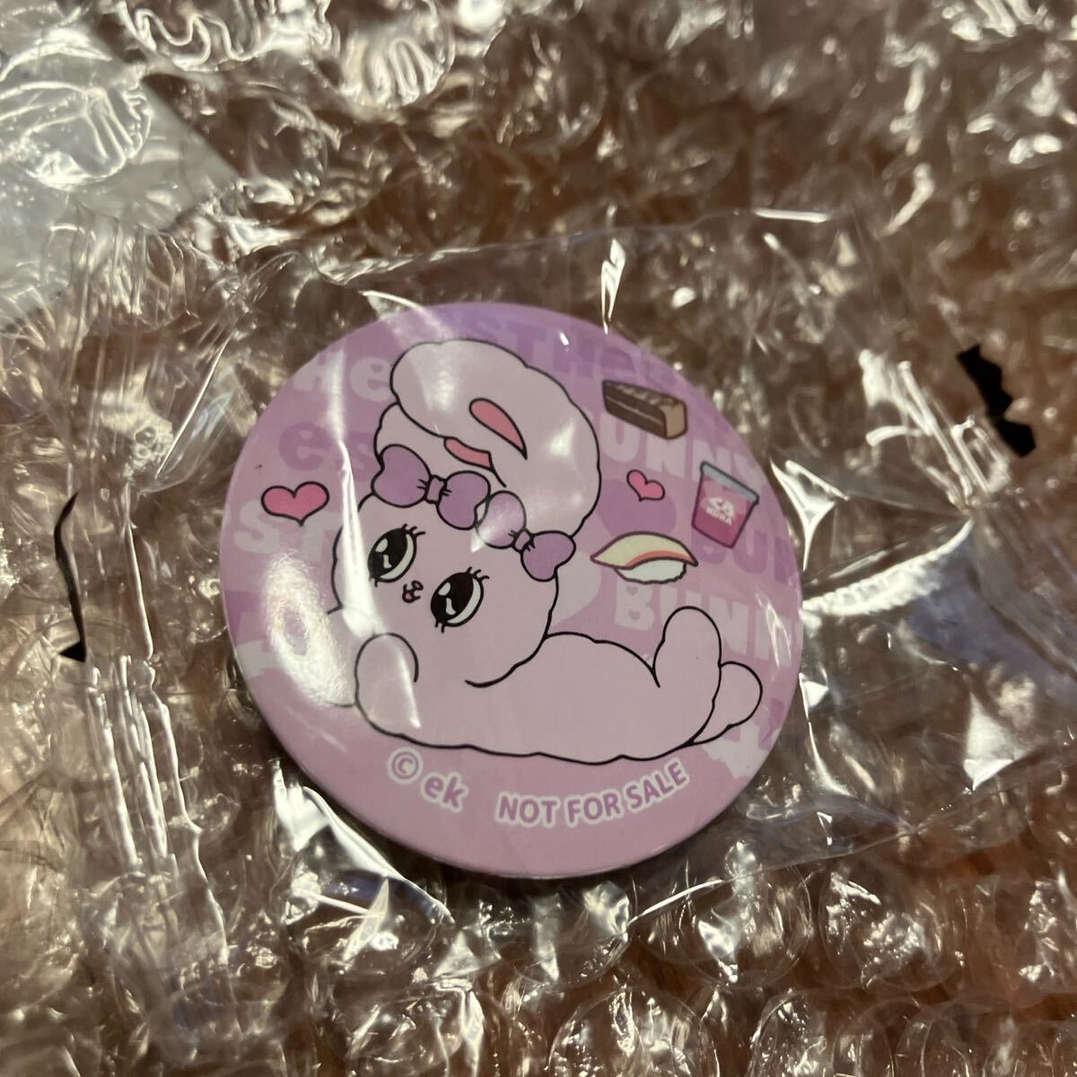 くら寿司 ビッくらポン エスターバニー 缶バッジ拍卖