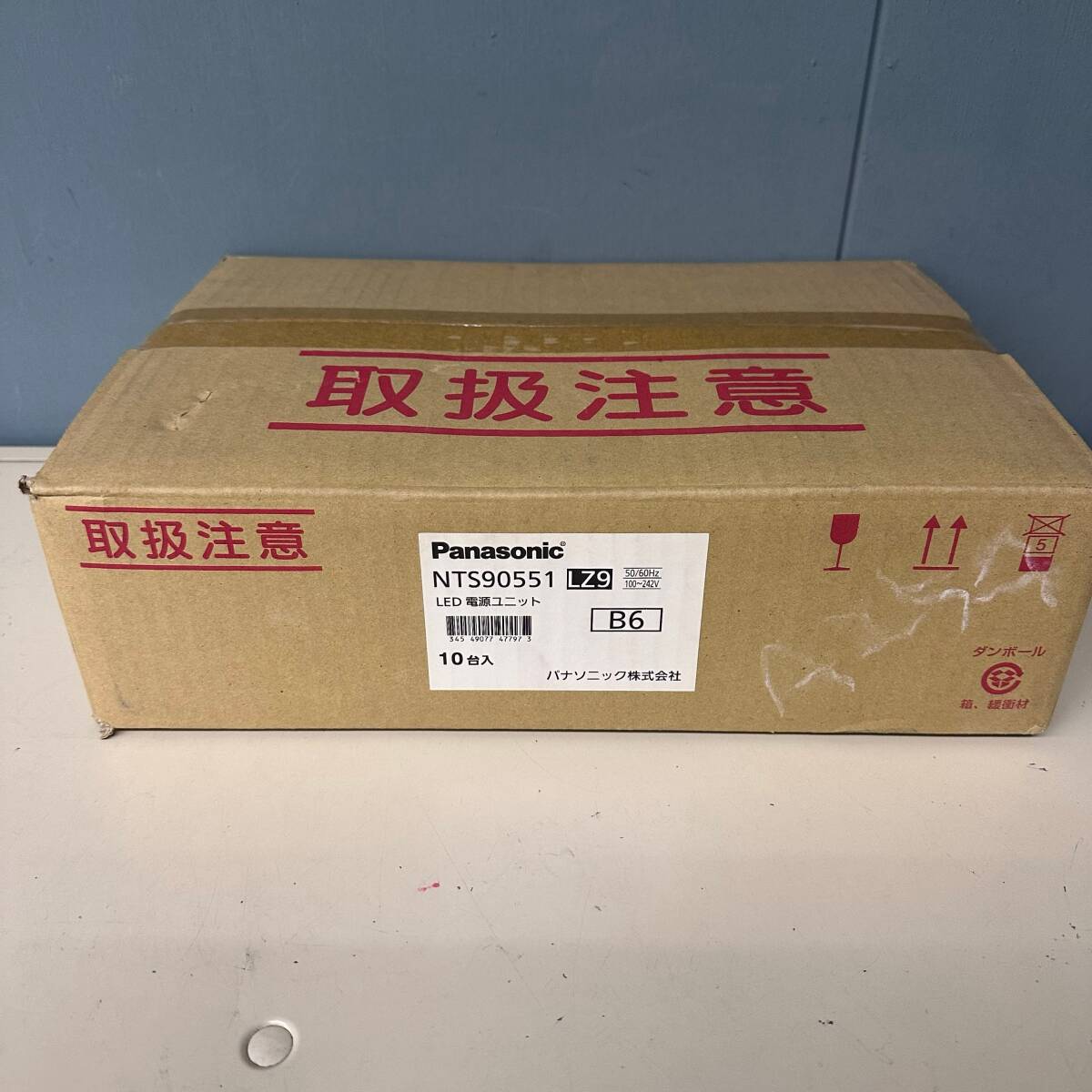 Z5 未使用 Panasonic パナソニック NTS90551 LZ9 LED 電源ユニット 50/60Hz 100~242V 10個入 30212K12拍卖
