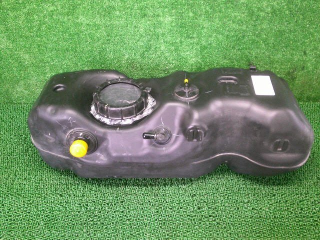 4kurudepa H21年 ライフ DBA-JC1 フューエル 燃料 タンク P07A-194 17044-SZH-000 JC2拍卖