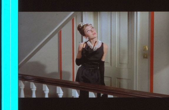 ティファニーで朝食を 35mm映画フィルム オードリーヘプバーン ホリーゴライトリー ミッキールーニー ★BREAKFAST AT TIFFANY'S 連続5コマ拍卖