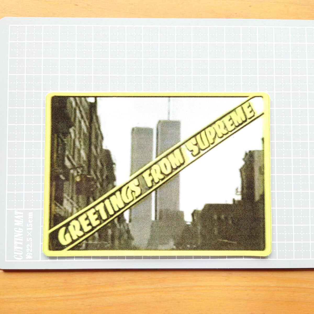 最終出品!! シュプリーム ステッカー GREETINGS FROM SUPREME 19SS 正規品 送料無料!! 匿名配送 追跡可能 SUPREME Supreme supreme 新品拍卖