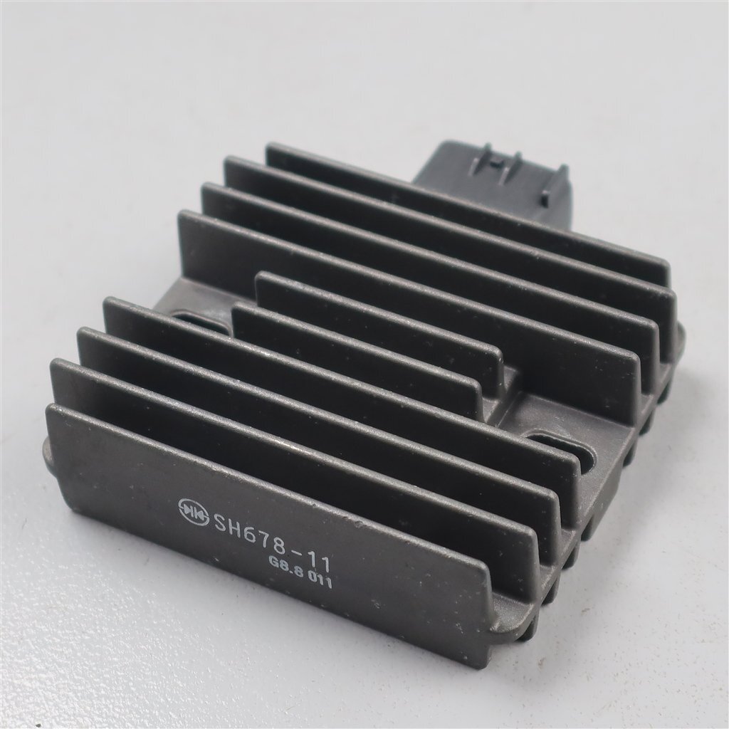 ♪T-MAX500/SJ08J 純正 レギュレーター/レギュレター SH678-11 (Y0226A06) 2008年式 検/TMAX500/4B5拍卖