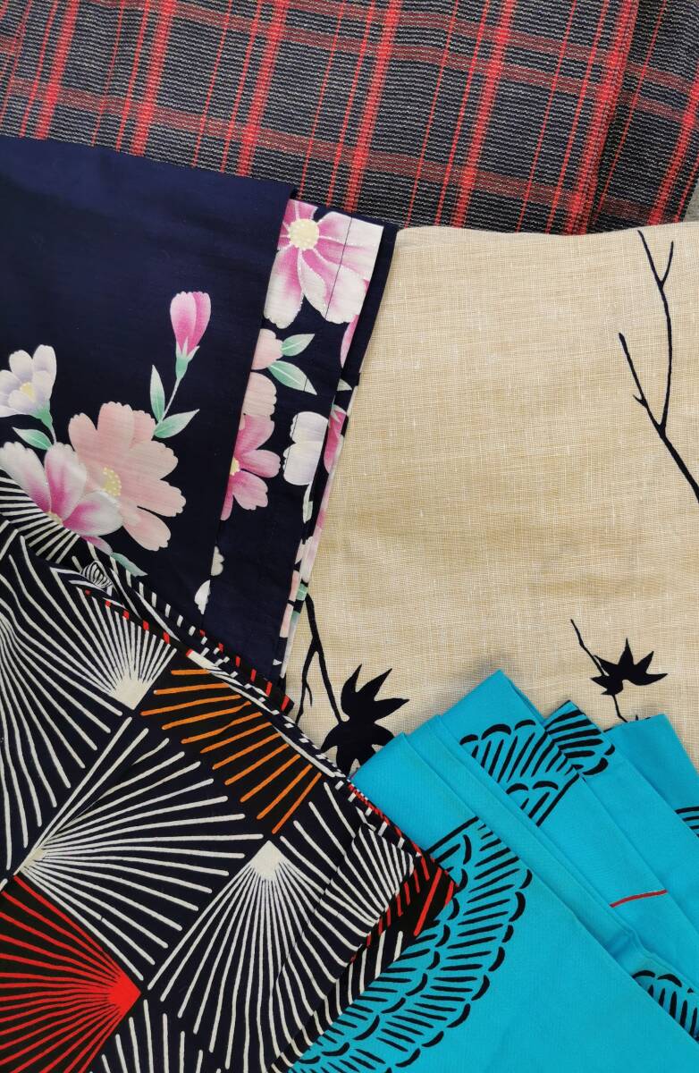 浴衣 女性 5点 まとめ売り リユース リメイク 和装 和服 和柄 レトロ柄 素材 ハンドメイド 材料 生地★123 拍卖