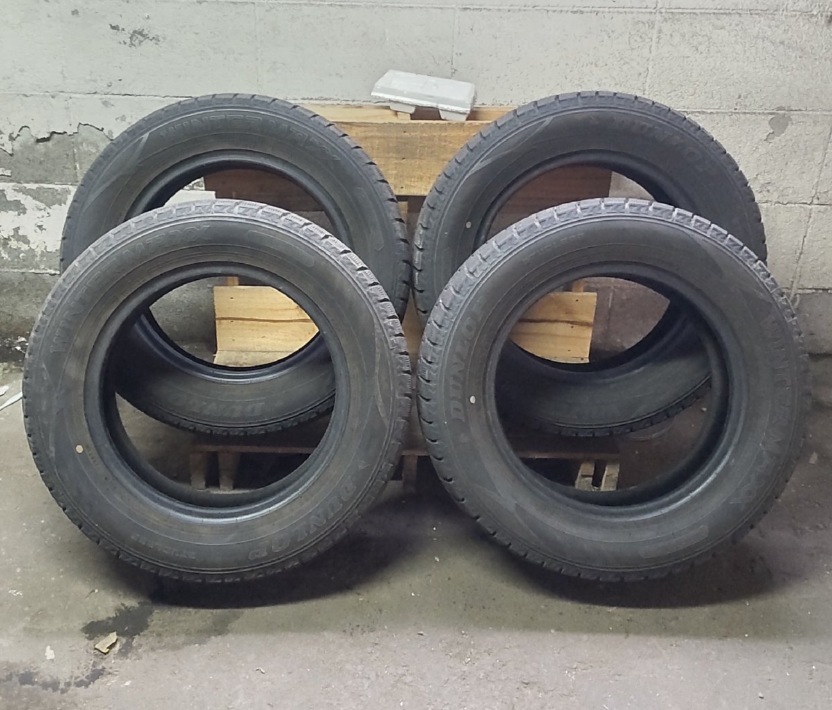 スタッドレス タイヤ 4本 2022年製 195/65R15 91Q DUNLOP WINTER MAXX WM02 6.3-7.5 中古拍卖