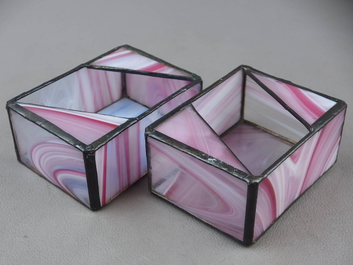 【骨董・茶道具】★古い ガラス製★★小物入 fr017ub.7 ステンドグラス レトロ 西洋アンティーク拍卖