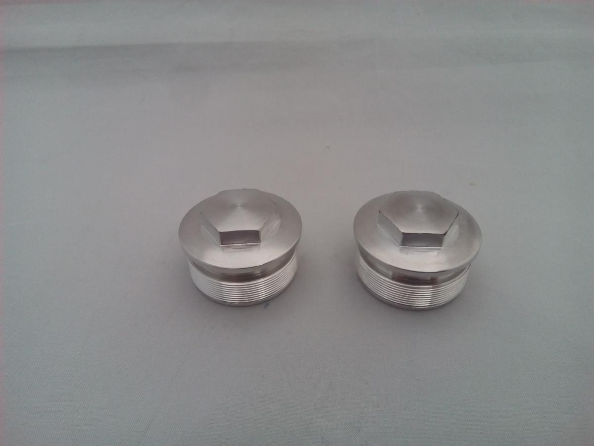 弁天部品 TW200TW225 フロントフォーク トップキャップ ボルト ジュラルミン(修理)(レストア)などに拍卖