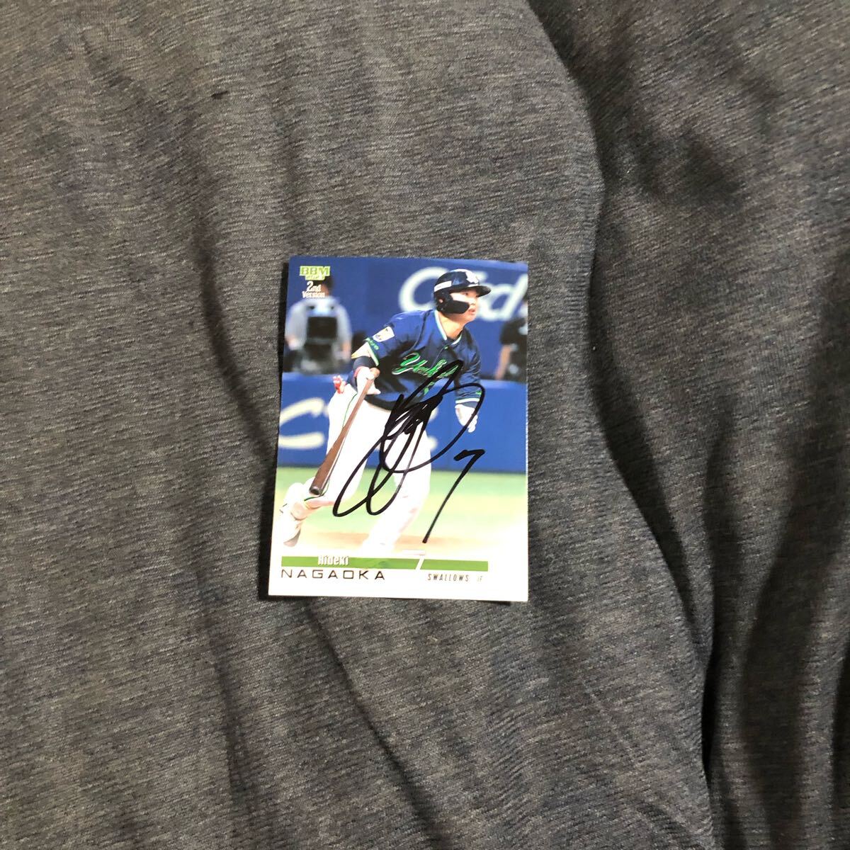 ヤクルトスワローズ  長岡 選手 直筆サインカード拍卖