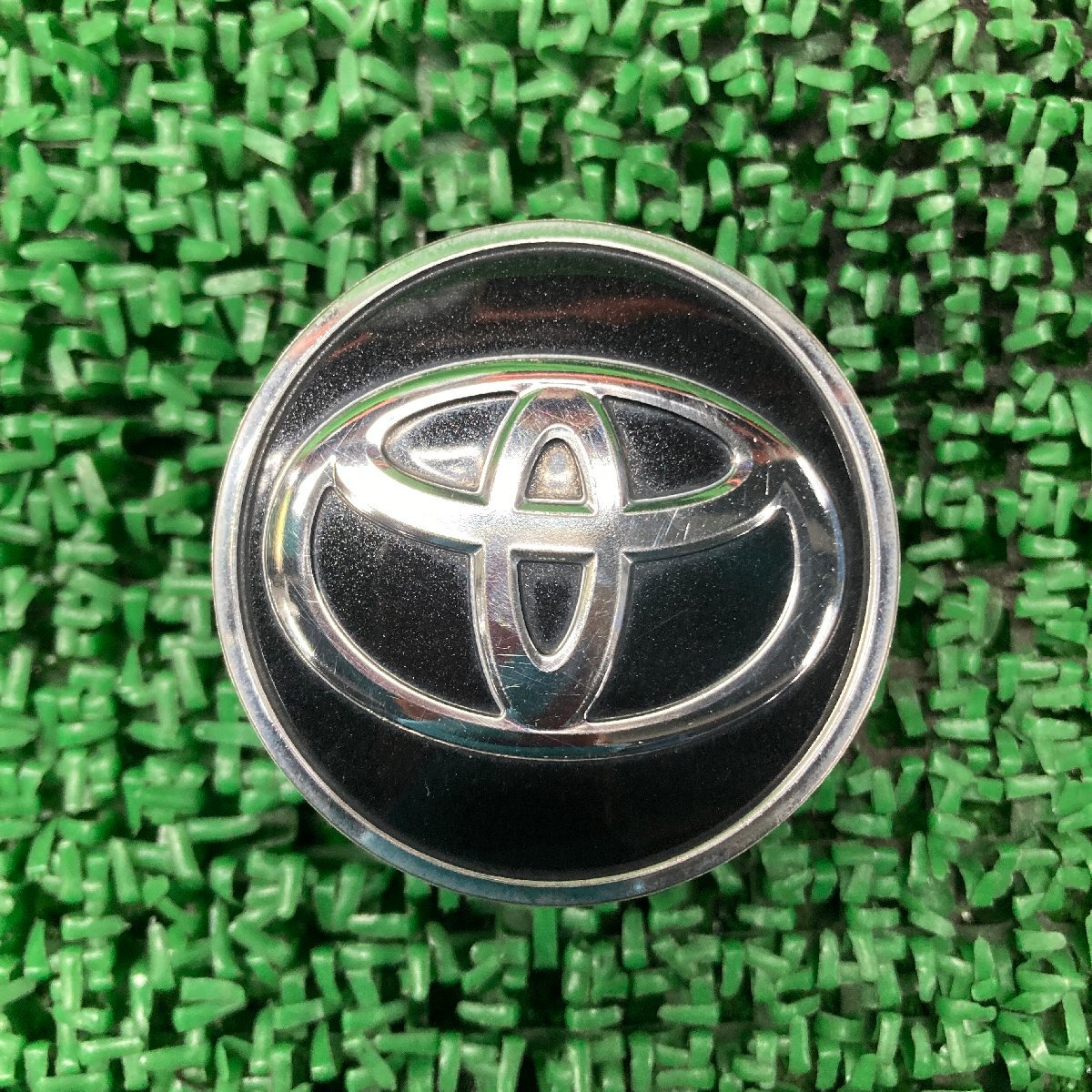 ♪♪カローラフィールダー G NKE165G センターキャップ トヨタ純正 ① 1ヶのみ(W0756)♪♪拍卖