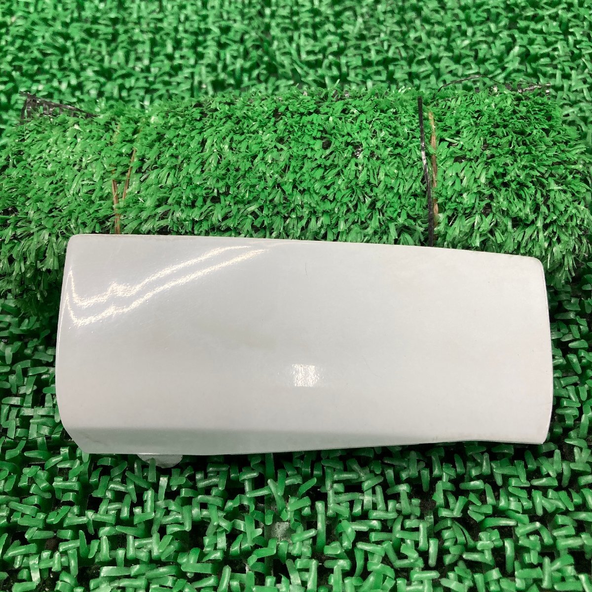 ♪♪ワゴンR FX MH21S けん引フックカバー 牽引 カラー 26U ホワイト系 71712-58J00(W4310)♪♪拍卖