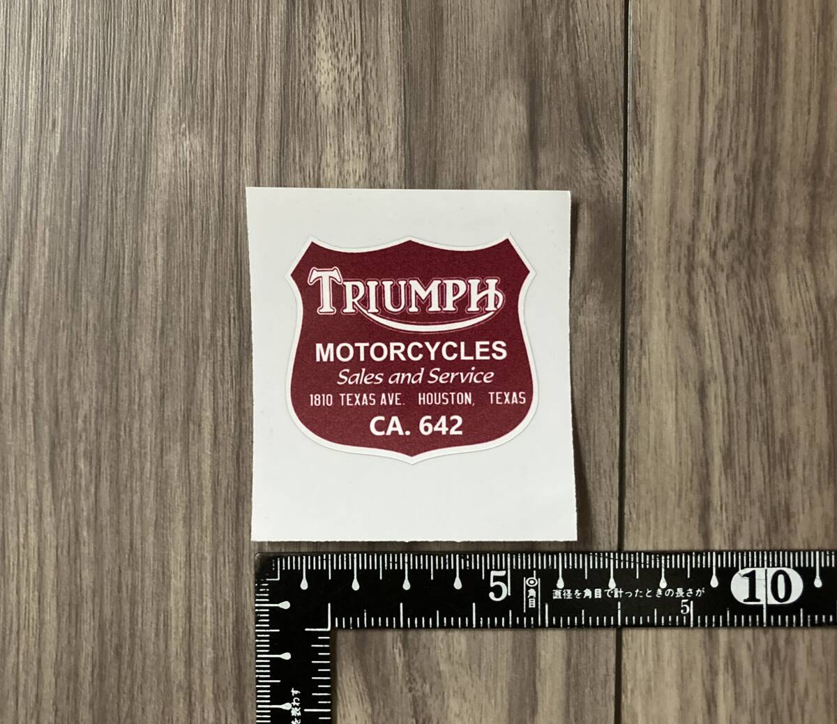★送料無料★Triumph Motorcycle Sales & Service トライアンフ シールド カッティング ステッカー 50mm x 45mm拍卖